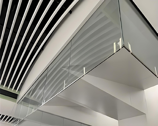 金昌玻璃金昌挡烟垂壁