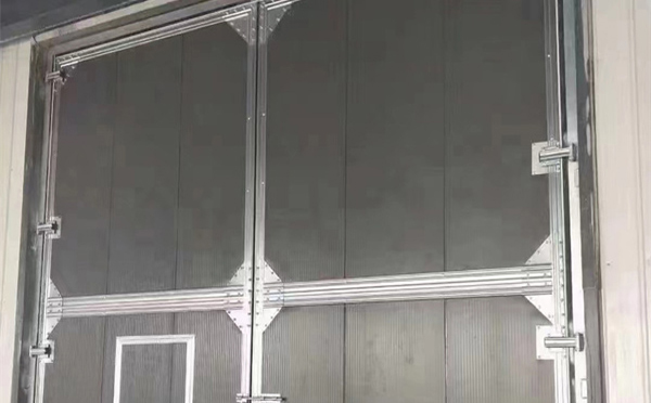 金昌兰州厂房金昌工业门选购与使用指南：打造高效安全的生产环境