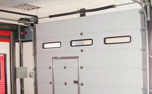 金昌工业提升门的安装方法